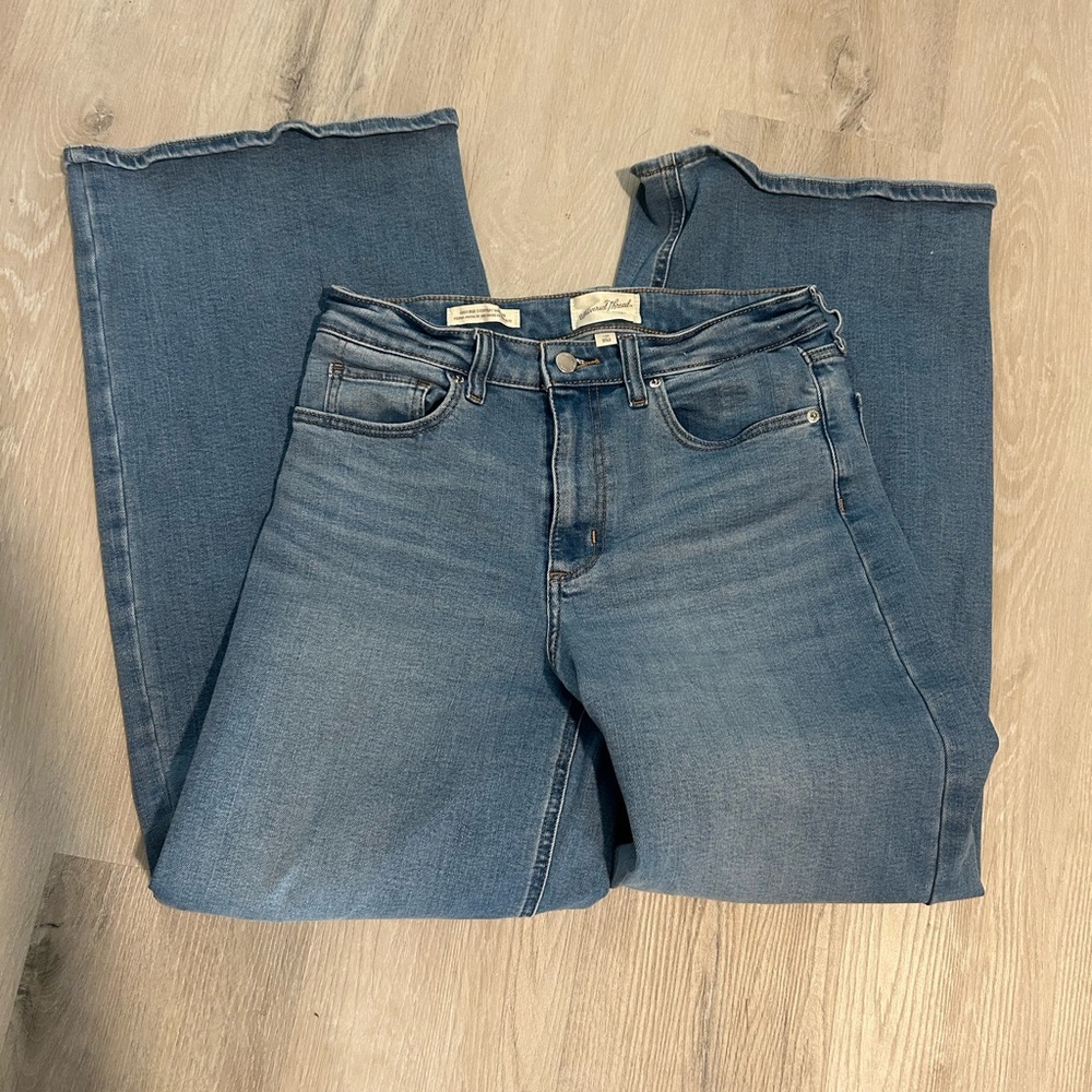 Universal Thread Denim Blue Wide Leg Jeans